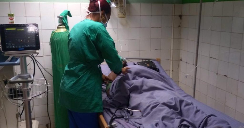 The impact of lightning during a storm in Holguín left three dead and four injured