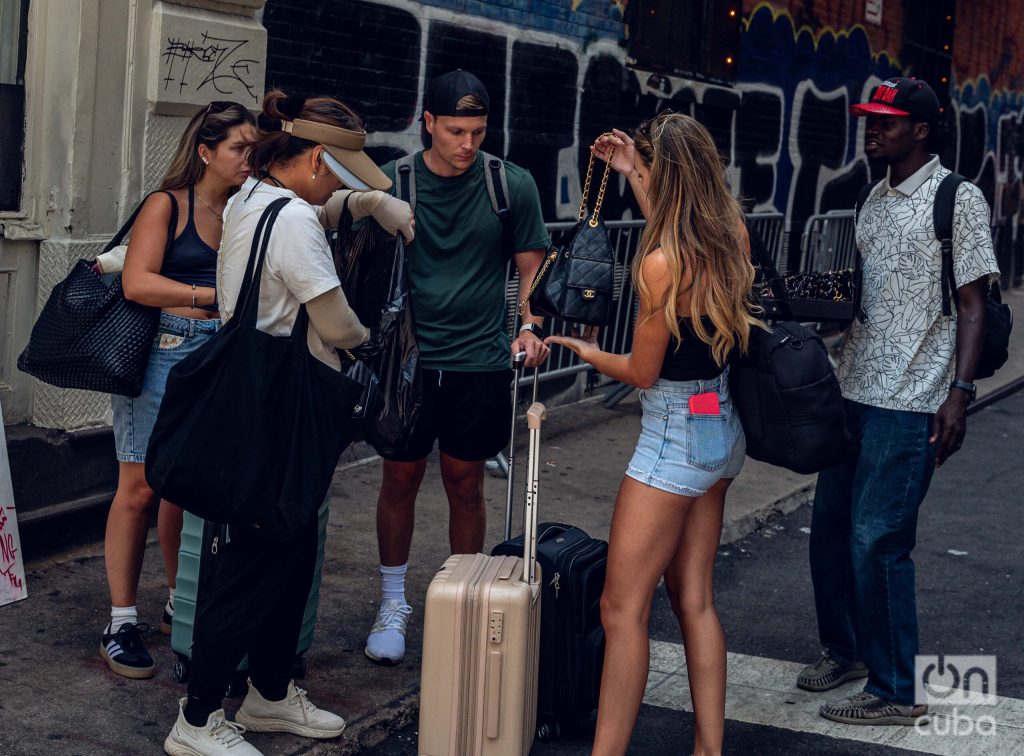 The microcosm of fake wallets