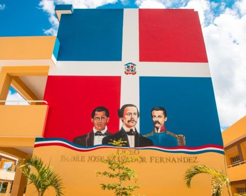 El nuevo liceo en Monseñor Nouel: Un paso hacia una educación digna