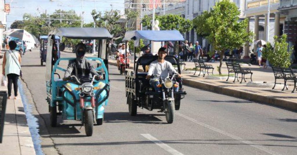 The ruling party accuses the drivers of private tricycles in Cienfuegos of "speculate"