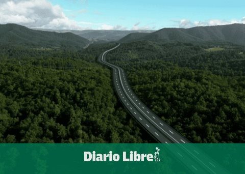 There are RD$8,500 million for the Ámbar Highway, still to be tendered