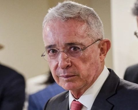 Álvaro Uribe Vélez, expresidenta de Colombia.