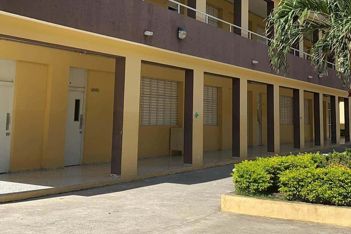 Investigan presunta intoxicación de estudiantes en Santiago Rodríguez