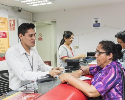 They present a new project to repeal the pension system reform and affect competition