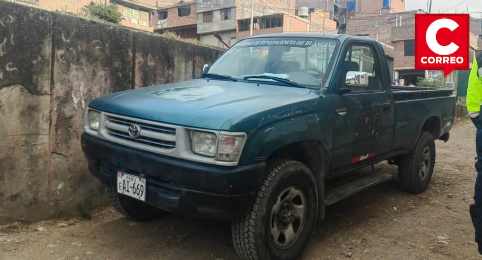 They steal a truck from the Huancayo Charity and abandon it hours later