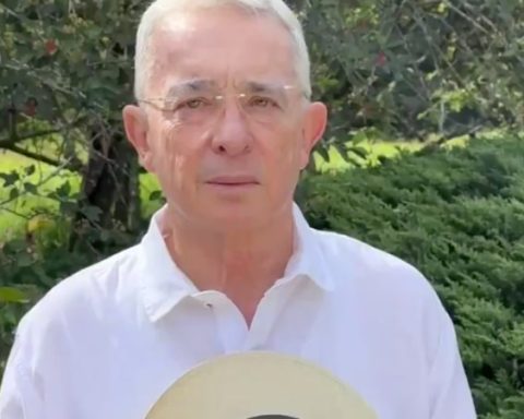 “This battle is not over”: victims' defender will resort to the last resort in the process against Álvaro Uribe