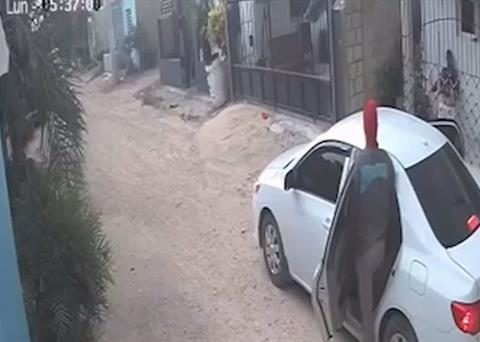 Three individuals assault three minors in La Romana