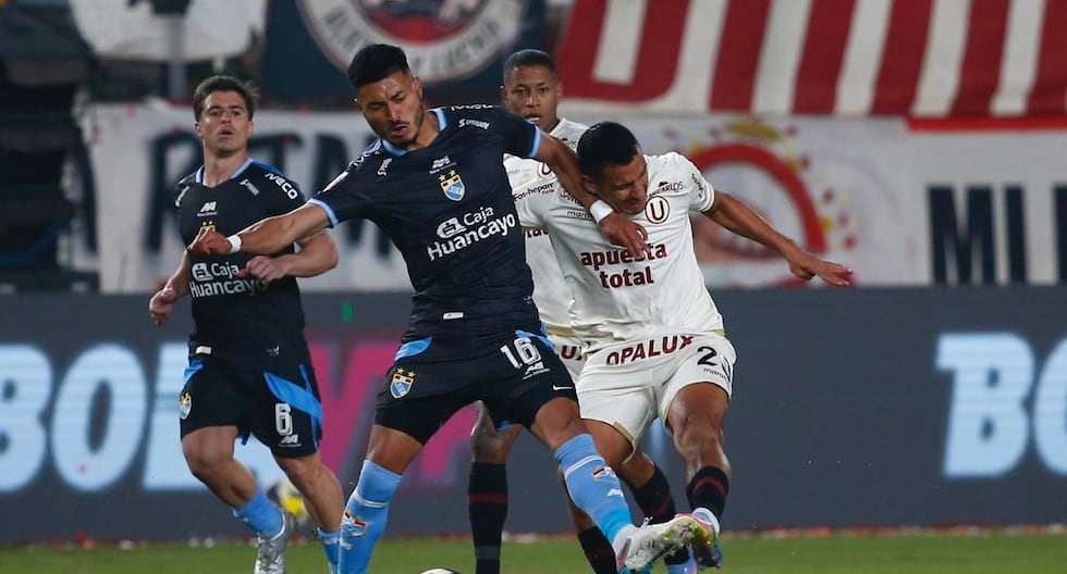 Tickets for the University vs. match were sold out. ADT in Tarma