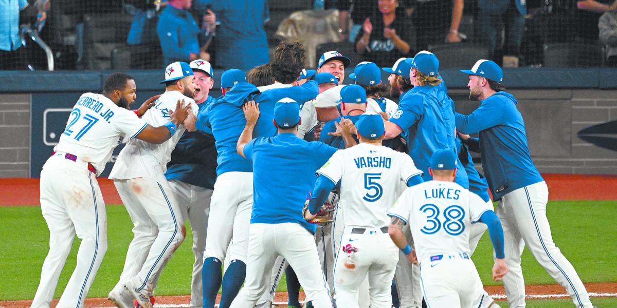 Toronto returns to the World Series after 32 years
