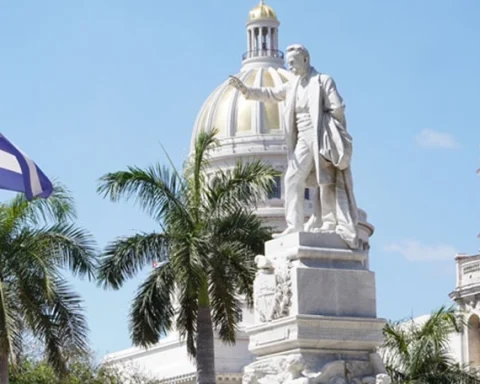 Cuba, democracia, gobierno de transición