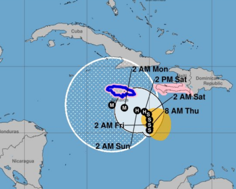 Tropical Storm Melissa strengthens and threatens to reach Cuba on Monday