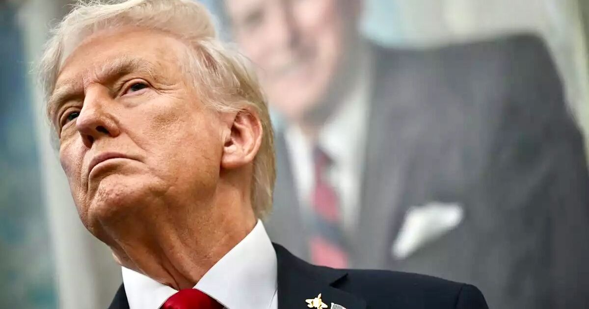 Trump: 25% tariff on medium and heavy trucks will begin on November 1