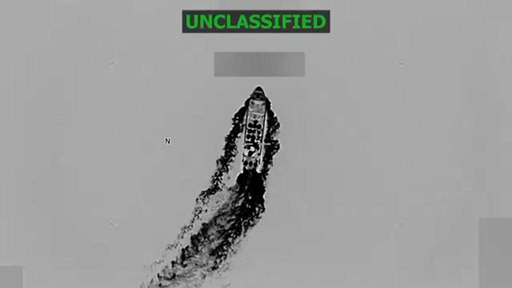 Trump accuses Petro of drug trafficking and suspends aid to Colombia