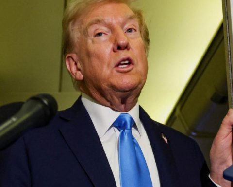 Trump announces 10% increase in tariffs on Canada