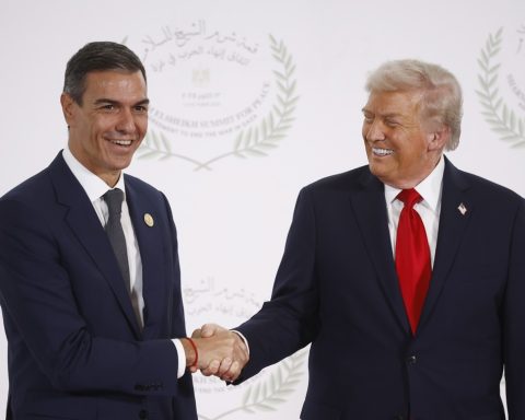 Trump threatens to impose tariffs on Spain for its low defense spending within NATO