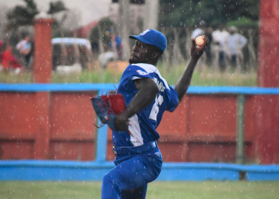 Two no hitters in two days… a ray of light for the National Series