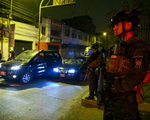 URGENT: Government evaluates possible curfew in Lima and Callao