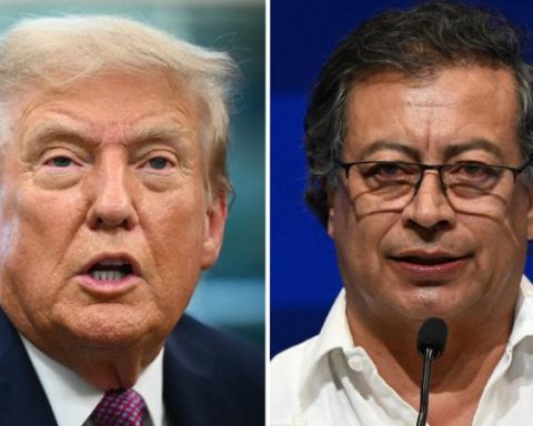 Unions urge the Government to resolve conflicts through diplomatic channels