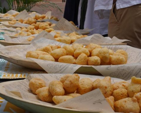 United Kingdom and Cali come together to deliver buckons made with sustainable cheese