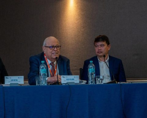 Velarde warns of tax risks in the face of increased public spending