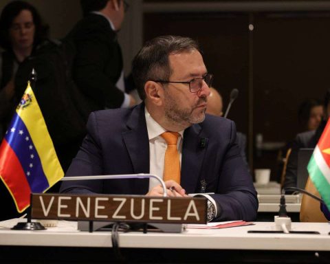Venezuela makes an urgent call to refound the UN