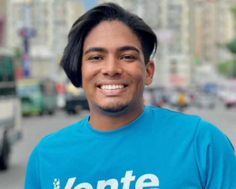 Vente denounces the arrest of Javier Cisneros: he suffers from tuberculosis and requires treatment