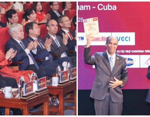 Ceremonia de clausura del programa “65 años de solidaridad Vietnam - Cuba” en Hanoi