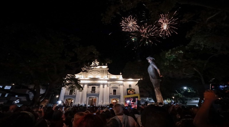 Inicia vigilia para celebrar la canonización de José Gregorio y Carmen Rendiles