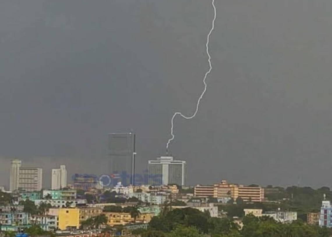Viral: They capture a ray that impacts the free Havana antennas