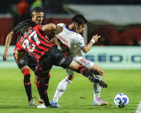 Vitória defeats Bahia and gains momentum in the fight against relegation