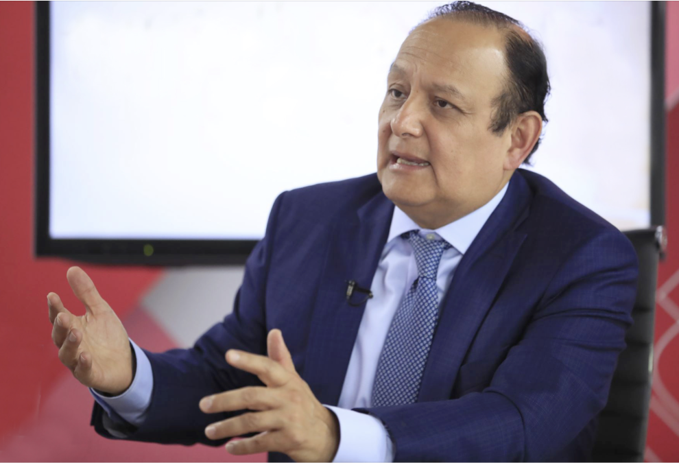 Walter Gutiérrez: "The great threat is populism"