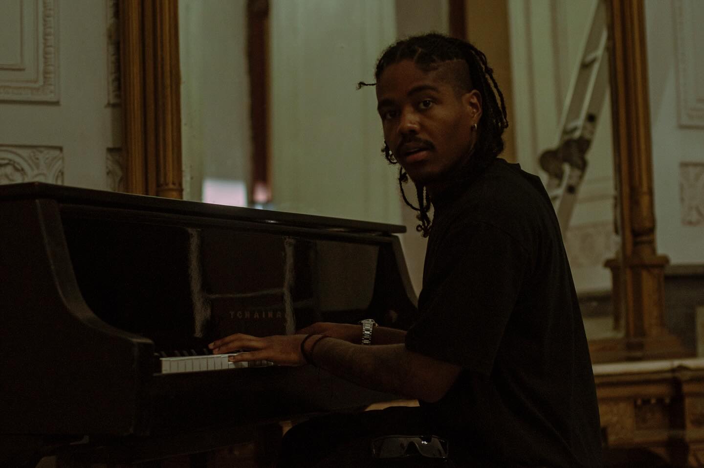 Wampi premieres "The King of Havana"