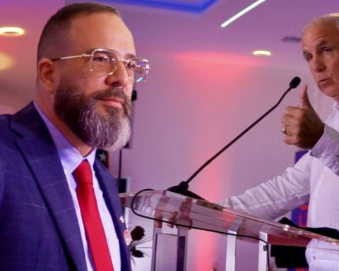 Alexander Otalola y Carlos Giménez, miembros fundadores de la Fundación Cubana Anticomunista