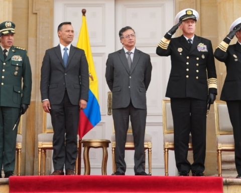 "We do not need them": President Petro described as "unworthy" the use of US weapons