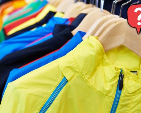 What is the sports brand that opens its second store in Chile