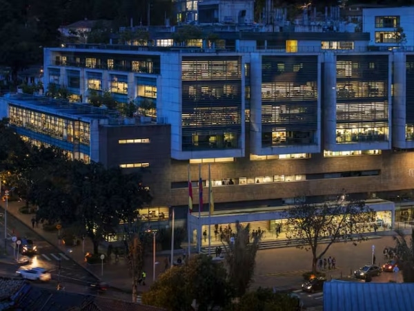 Where are the professionals most hired by companies in Colombia trained and studied?