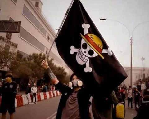 Why does the right have no street?