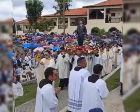 Without Baltazar Porras: they celebrated the first liturgical feast of San José Gregorio Hernández in Isnotú