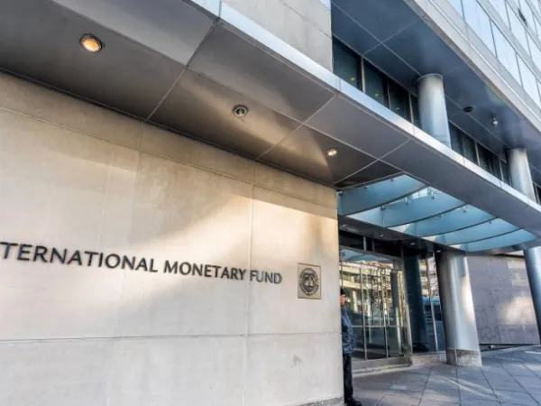 Without the IMF line, the country loses external credibility