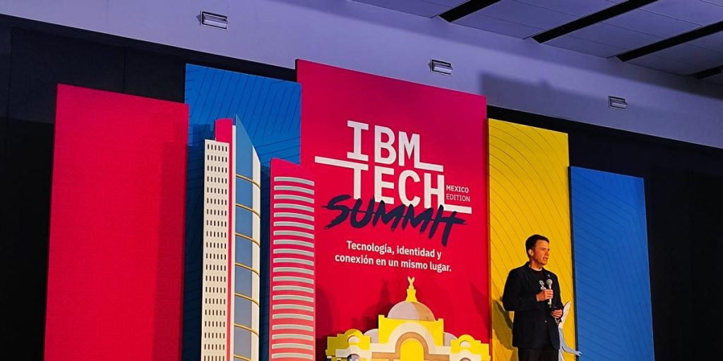 Workers use artificial intelligence more than companies in Mexico