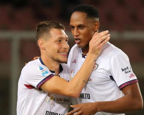 Yerry Mina, out of Colombia's call