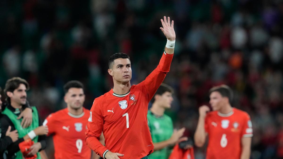 "Cristiano Ronaldo should play, it's part of the contract"