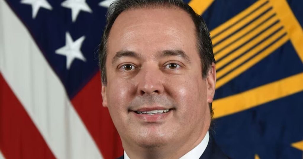 "Military intervention in Mexico is a real option"says Trump's former official