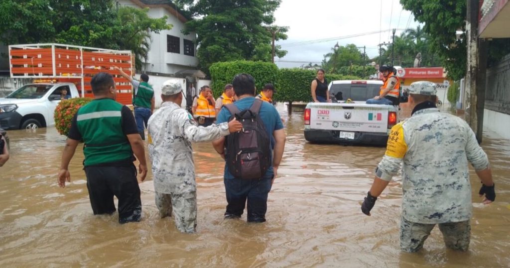 "We will leave no one helpless"says Sheinbaum to those affected by the rains