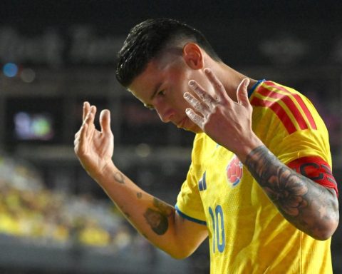 2-1: James Rodríguez's Colombia beats New Zealand in the 88th minute
