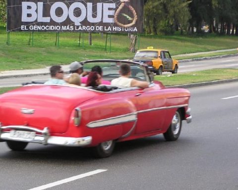 A media outlet financed with Basque public funds joins the hunt for 'El Toque' collaborators in Spain