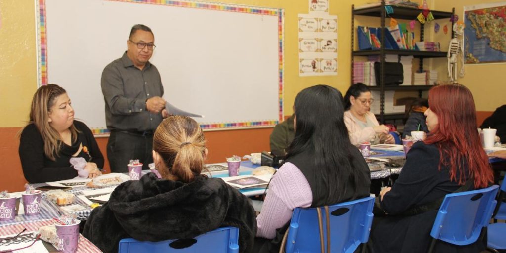 AEFCM consolidates agreements with Universities to professionalize the capital's teaching profession; initiative recognized by Mario Delgado and Luciano Concheiro