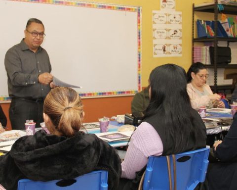 AEFCM consolidates agreements with Universities to professionalize the capital's teaching profession; initiative recognized by Mario Delgado and Luciano Concheiro