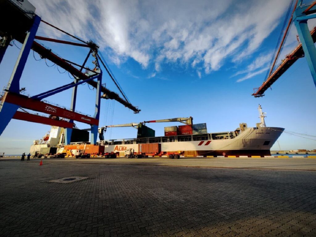 ALBA sends 5 thousand tons of aid to the victims of Melissa