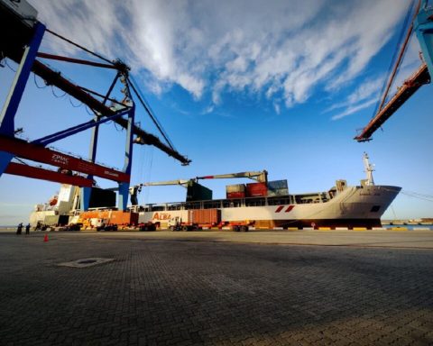 ALBA sends 5 thousand tons of aid to the victims of Melissa